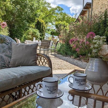 3 Self-Contained Gites With Pool And Games Room Saint-Georges-de-Noisné Buitenkant foto