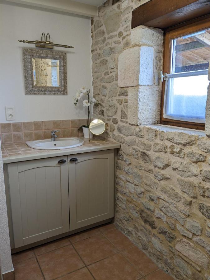 3 Self-Contained Gites With Pool And Games Room Saint-Georges-de-Noisné Buitenkant foto