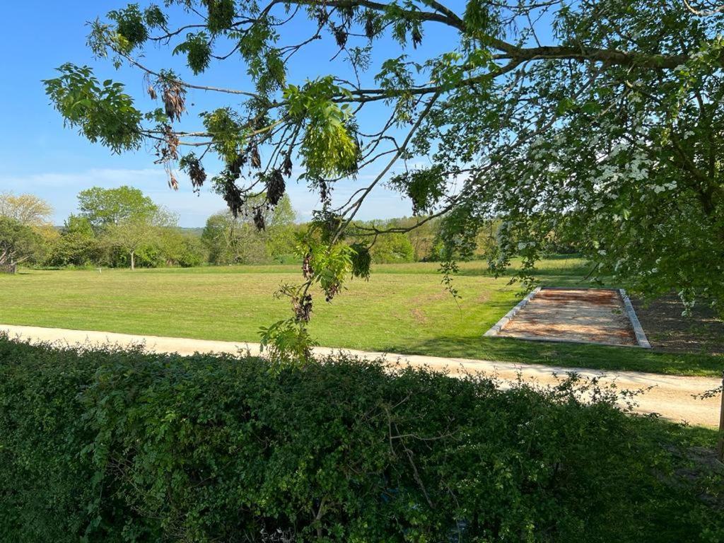 3 Self-Contained Gites With Pool And Games Room Saint-Georges-de-Noisné Buitenkant foto